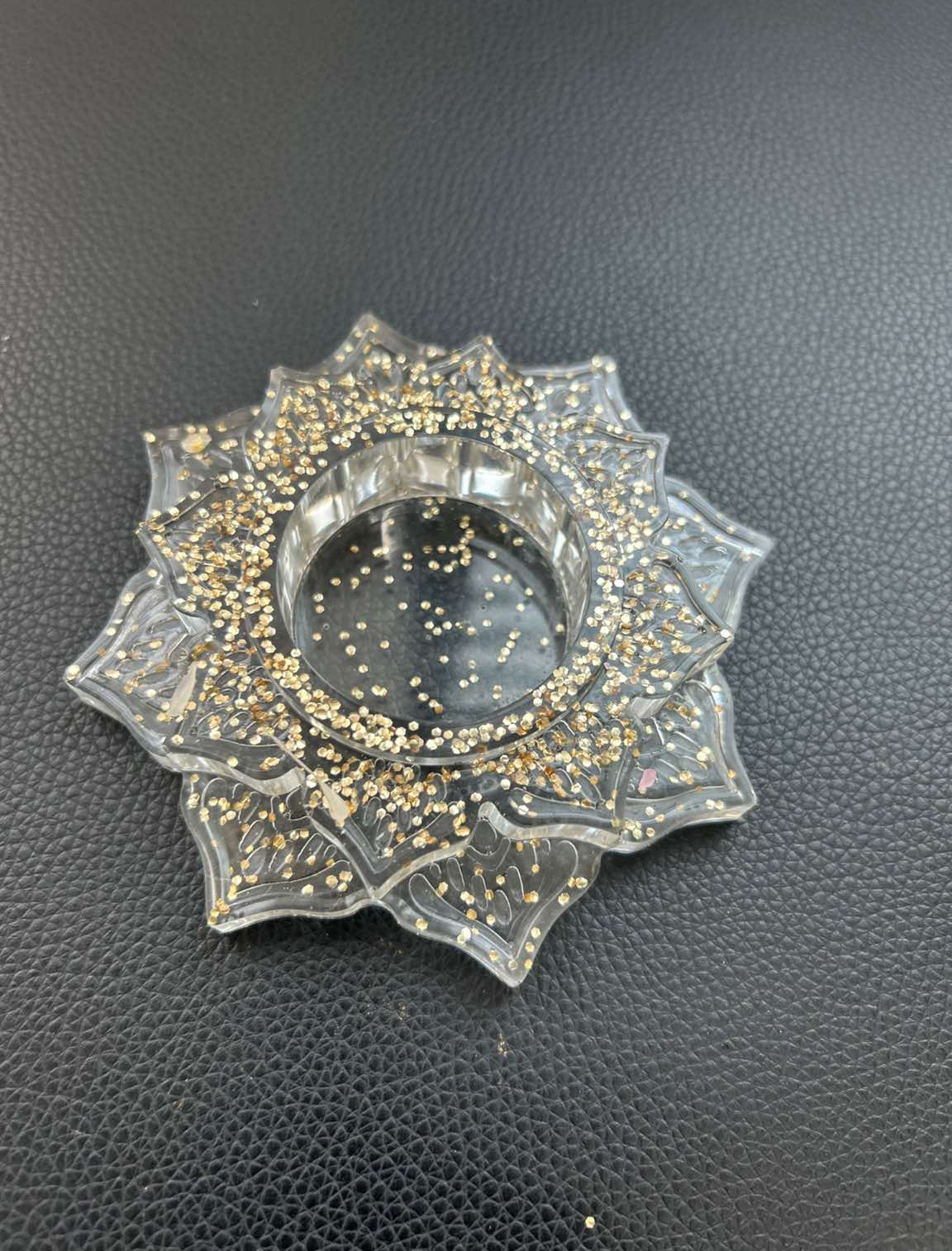 yea-light-holder