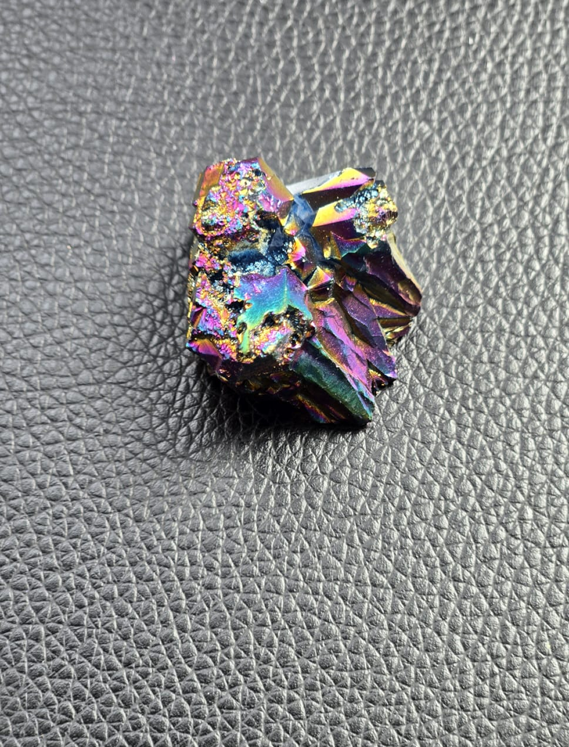 titanium-aura-quartz